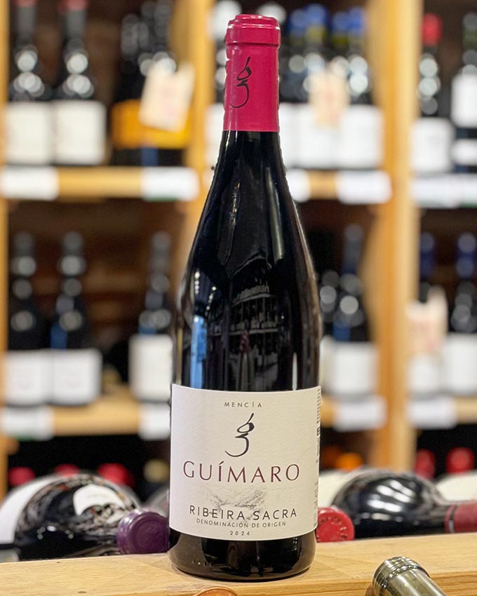 Vino tinto Guímaro 2024